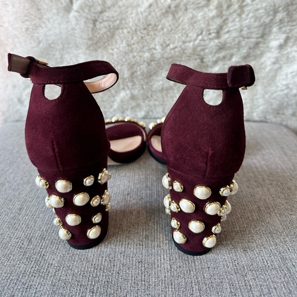 Stuart Weitzman suede heels. - Picture 4 of 5